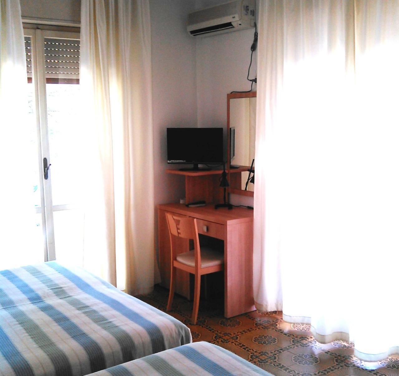 Hotel Enrica Cervia Luaran gambar