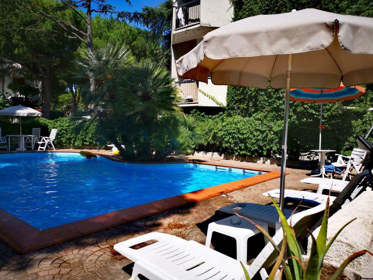 Hotel Enrica Cervia Luaran gambar